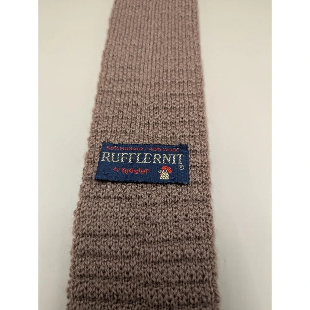 Vintage Rooster Rufflernt Knit Tie 55% Mohair 45% Wool Brown Square End Necktie